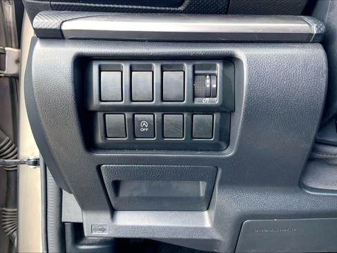 Used 2019 Subaru Forester Premium w/ Popular Package #1 AWD/4WD image 33
