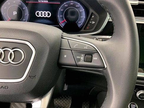 Certified 2025 Audi Q3 2.0T Premium Plus w/ Premium Plus Package image 19