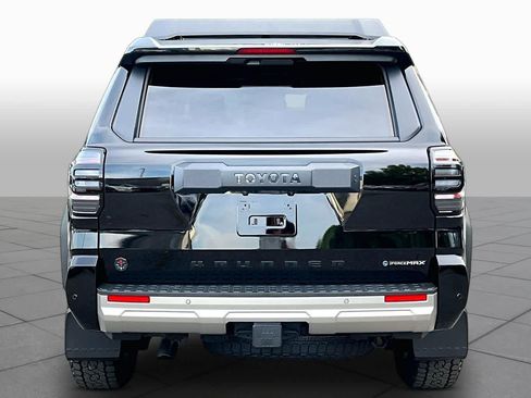 Certified 2025 Toyota 4Runner Trailhunter AWD/4WD image 5