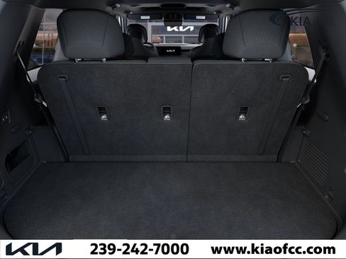 New 2027 Kia Telluride S image 19