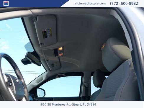 Used 2018 Toyota Tacoma SR5 RWD image 26