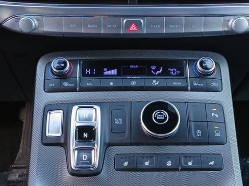 Used 2022 Hyundai Palisade Calligraphy image 14