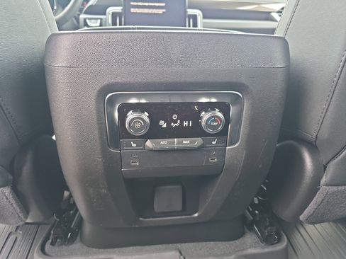 New 2026 GMC Yukon XL Elevation w/ LPO, Floor Liner Package image 17