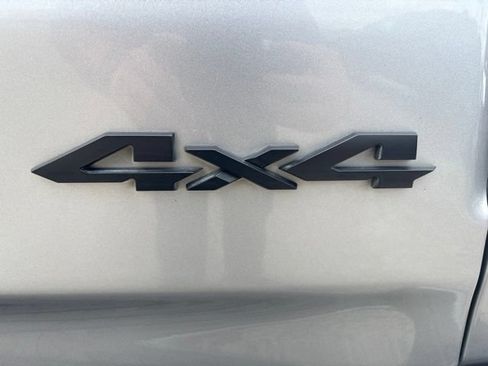 Used 2021 RAM 1500 Lone Star AWD/4WD image 13