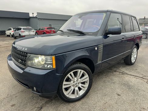Used 2011 Land Rover Range Rover HSE LUX image 3