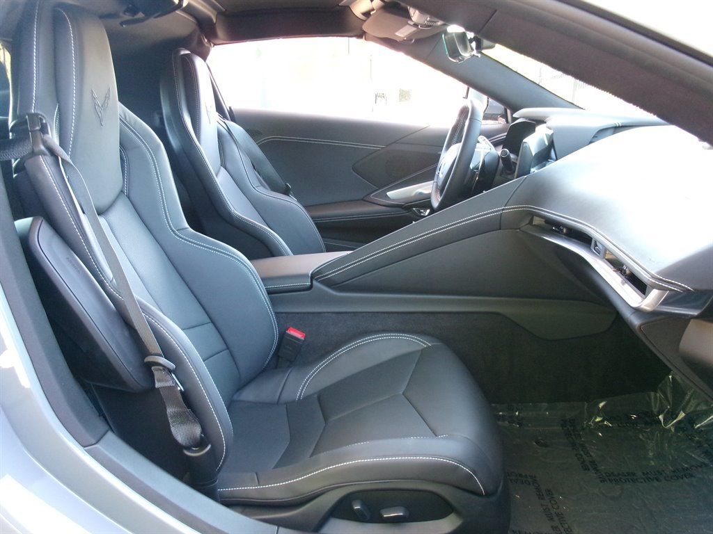 Used 2024 Chevrolet Corvette Stingray Coupe w/ Z51 Performance Package RWD image 23