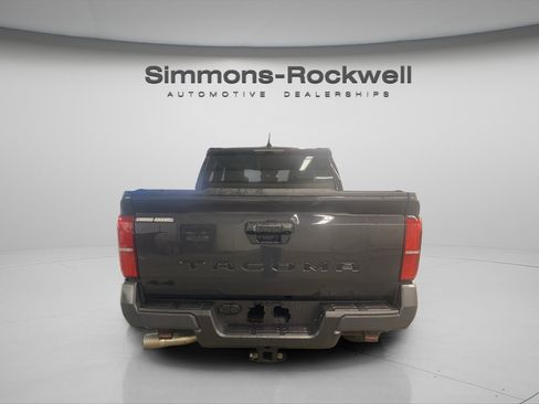 Used 2025 Toyota Tacoma SR5 image 6