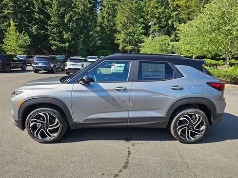 New 2026 Chevrolet TrailBlazer RS w/ Convenience Package AWD/4WD image 2