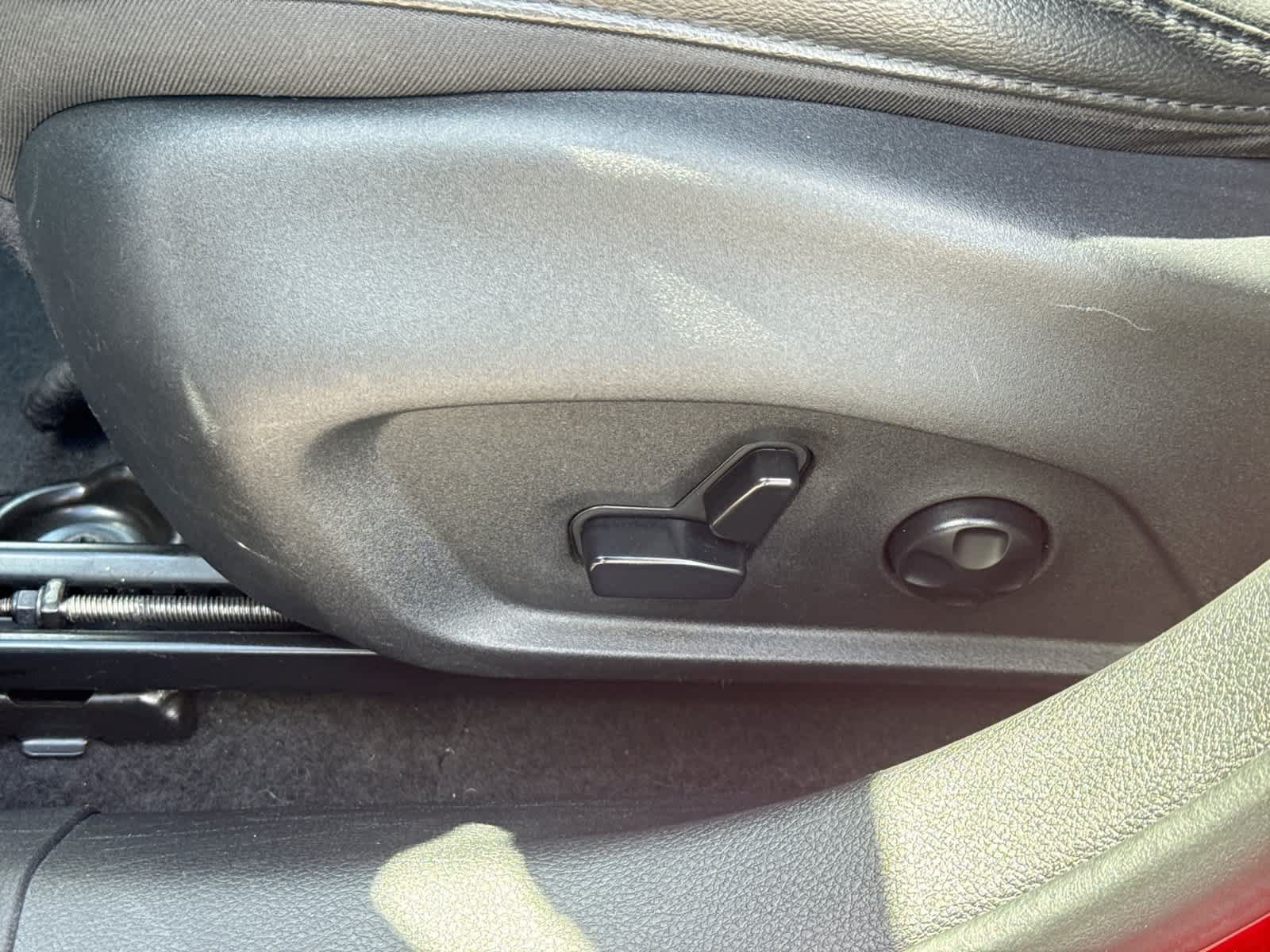 Used 2021 Jeep Compass Limited FWD image 23