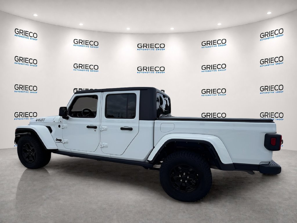Used 2022 Jeep Gladiator Sport AWD/4WD image 5