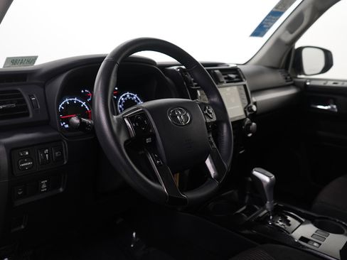 Used 2020 Toyota 4Runner TRD Off-Road image 15