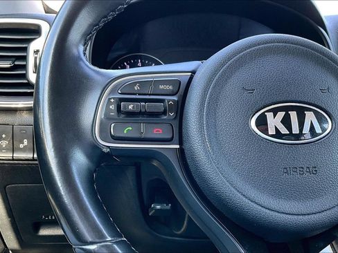 Used 2018 Kia Sportage EX AWD/4WD image 10