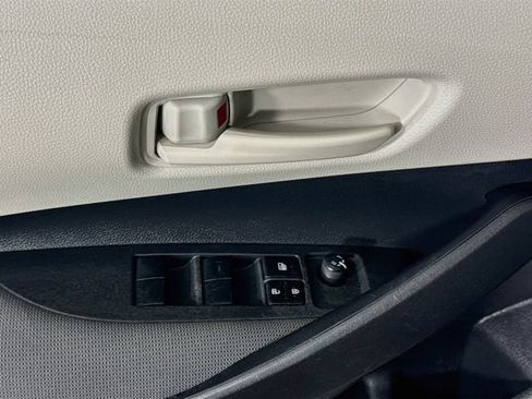 Certified 2025 Toyota Corolla LE FWD image 19
