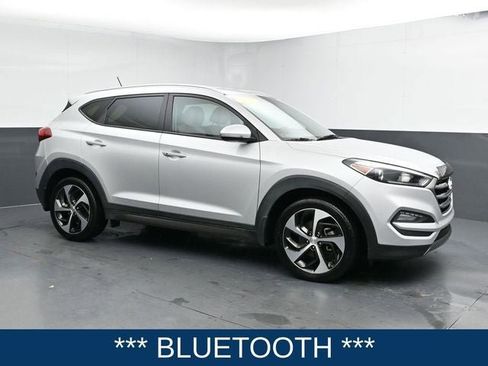Used 2016 Hyundai Tucson Sport image 3