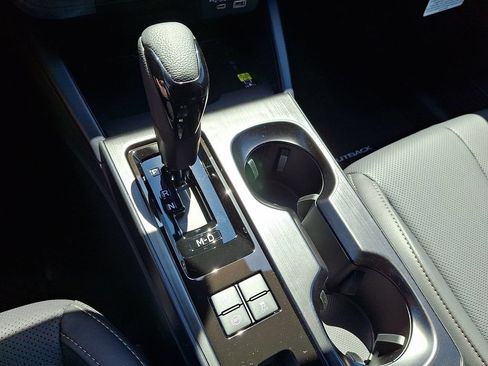 New 2026 Subaru Outback Limited AWD/4WD image 15