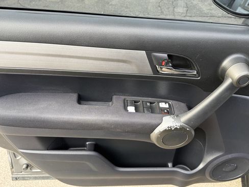 Used 2010 Honda CR-V LX image 8