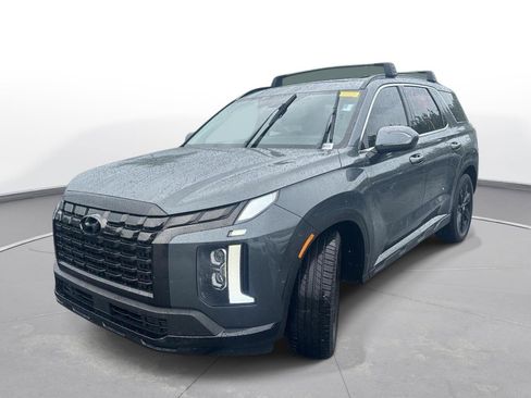 Used 2024 Hyundai Palisade XRT FWD image 2