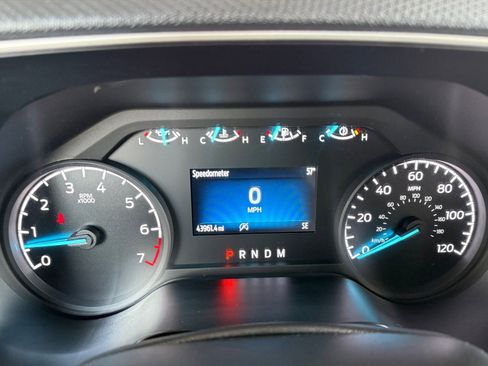 Used 2021 Ford F150 XLT image 23