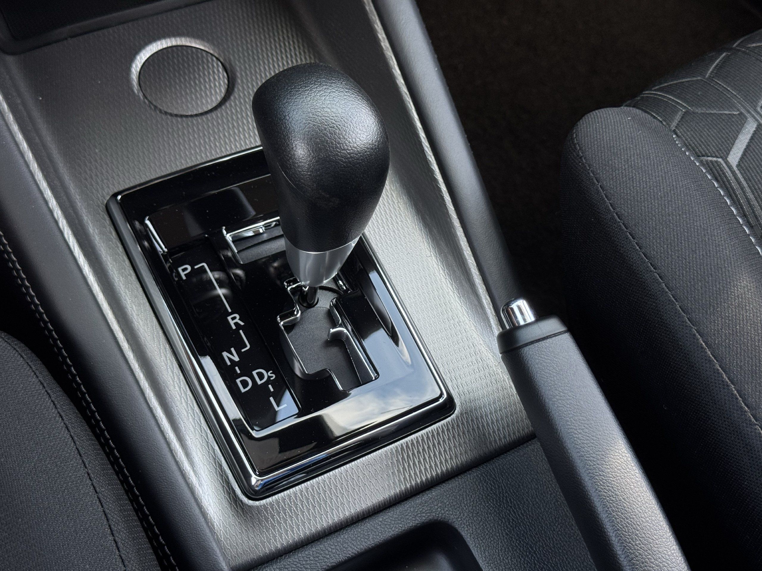 New 2027 Mitsubishi Outlander Sport FWD image 16