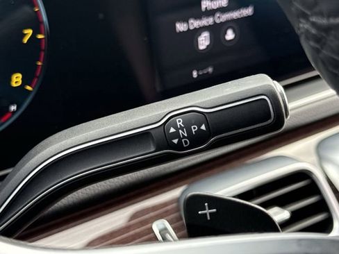 Used 2022 Mercedes-Benz GLE 350 w/ AMG Line Exterior image 21