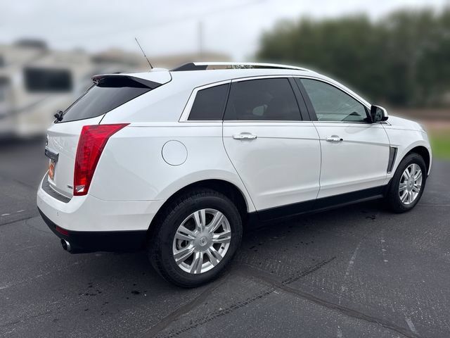 Used 2016 Cadillac SRX Luxury w/ Driver Awareness Package FWD image 5