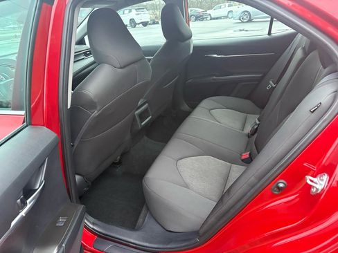 Used 2024 Toyota Camry LE image 18