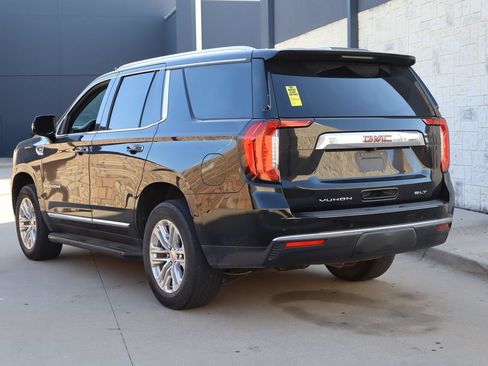 Used 2021 GMC Yukon SLT w/ SLT Premium Package RWD image 3