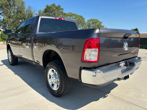 Used 2021 RAM 3500 Tradesman w/ Chrome Appearance Group image 9