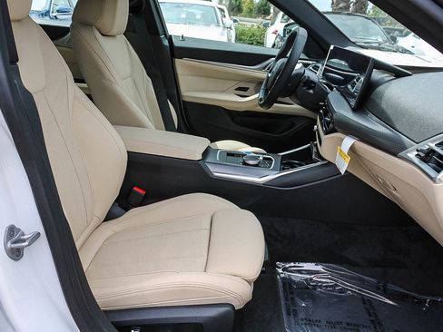 New 2026 BMW i4 xDrive40i w/ Driving Assistance Package AWD/4WD image 16
