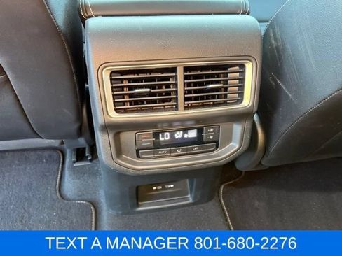 Used 2024 Volkswagen Atlas SE AWD/4WD image 29