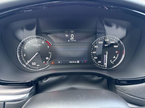 Certified 2025 Cadillac XT5 Luxury w/ LPO, Floor Liner Package image 24