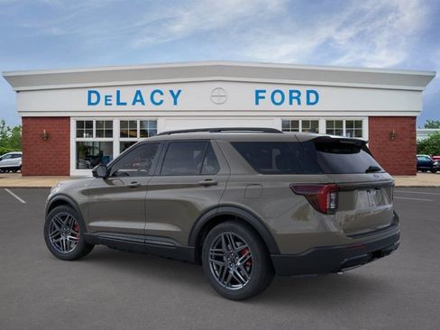 New 2026 Ford Explorer ST-Line w/ ST-Line Street Pack AWD/4WD image 5