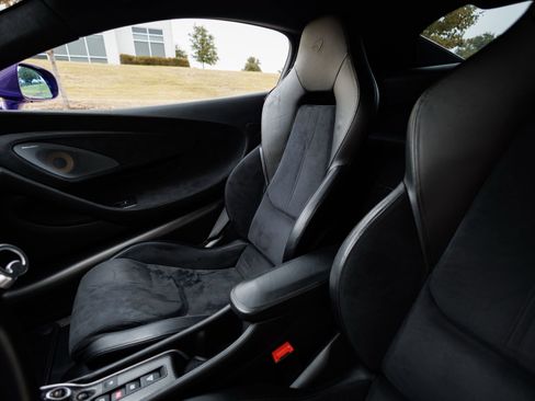 Used 2019 McLaren 600LT image 41