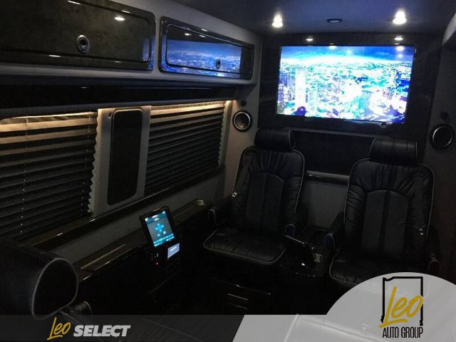 Used 2017 Mercedes-Benz Sprinter 2500 image 12