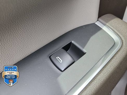 New 2026 GMC Sierra 1500 SLE AWD/4WD image 10
