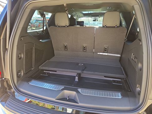 New 2026 GMC Yukon XL Denali w/ Denali Reserve Package image 7
