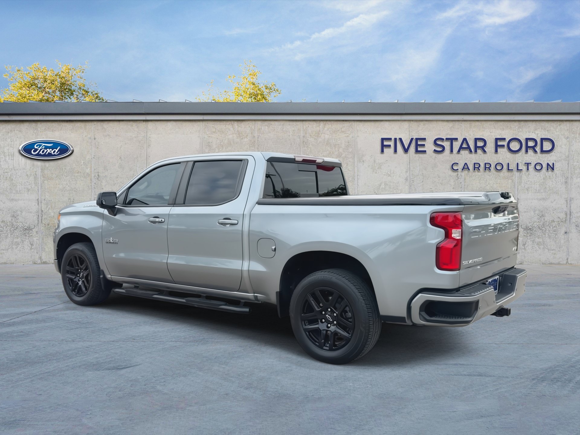 Used 2025 Chevrolet Silverado 1500 RST RWD image 6