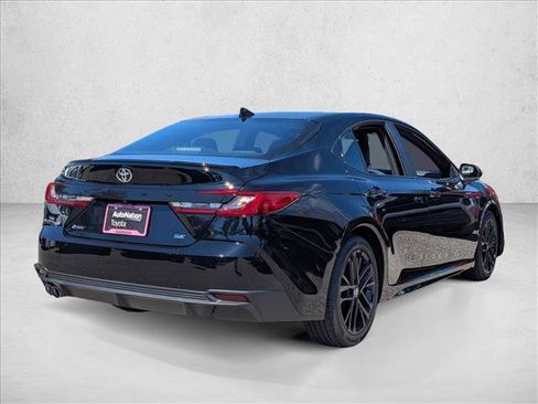 New 2026 Toyota Camry SE image 2