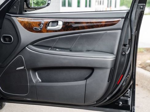 Used 2012 Hyundai Equus Signature RWD image 81