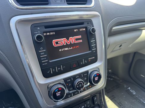 Used 2016 GMC Acadia SLT w/ Open Road Package FWD image 14
