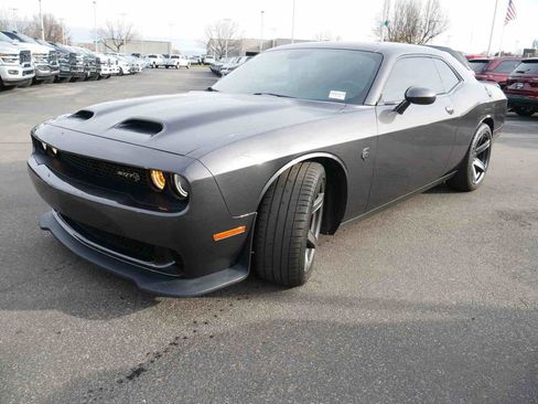 Used 2021 Dodge Challenger SRT Hellcat Redeye image 4