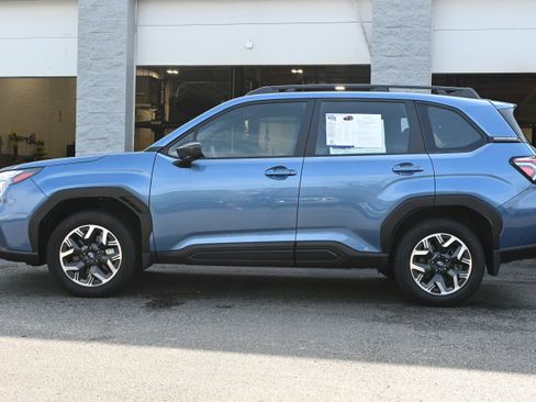 Certified 2025 Subaru Forester w/ Convenience Package #2 image 6