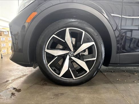 Used 2023 Volkswagen ID.4 Pro S RWD image 35