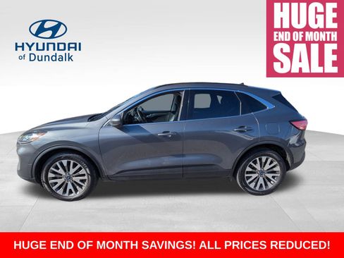 Used 2022 Ford Escape Titanium w/ Class II Trailer Tow Package image 2