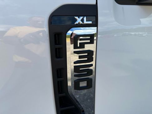 New 2026 Ford F350 XL w/ XL Chrome Package image 15