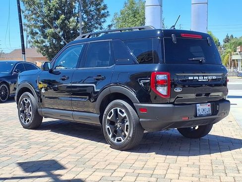 Used 2024 Ford Bronco Sport Outer Banks w/ Tech Package AWD/4WD image 2