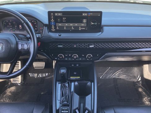 Used 2025 Honda Accord Sport image 13