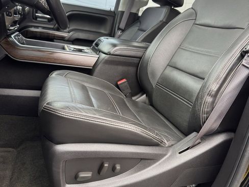 Used 2015 GMC Sierra 2500 Denali w/ Duramax Plus Package image 12