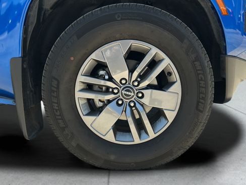 Used 2025 Nissan Frontier SV RWD image 33