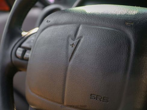 Used 1997 Pontiac Firebird Coupe w/ Opt Pkg image 67